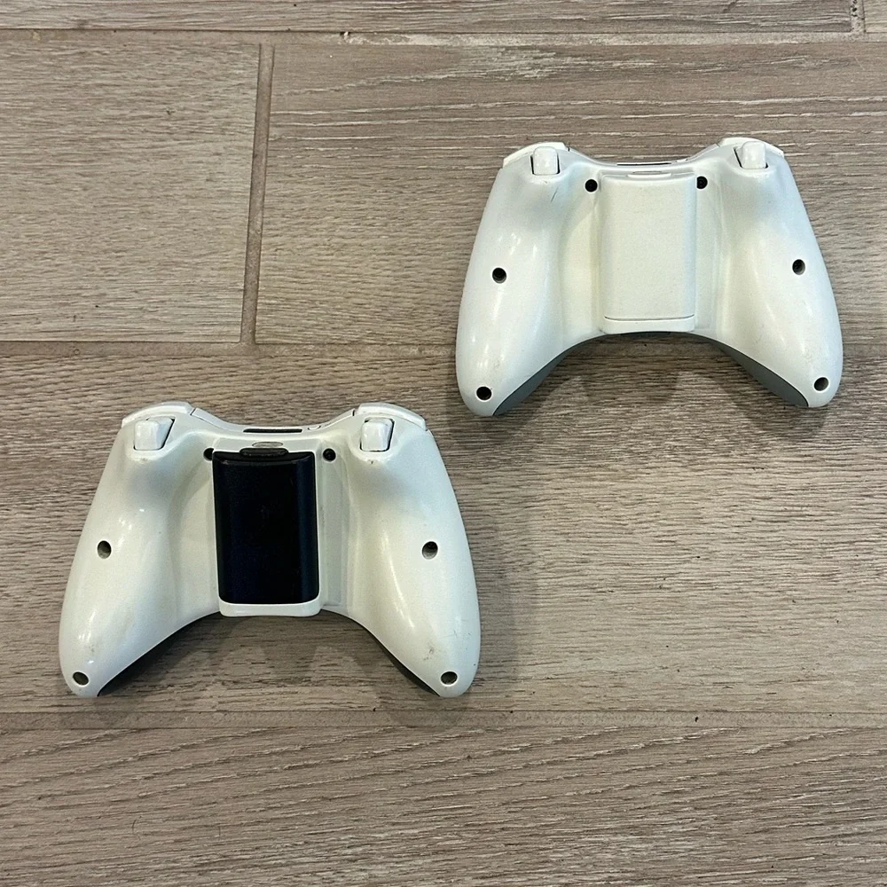 XBOX 360 Wireless Controllers
